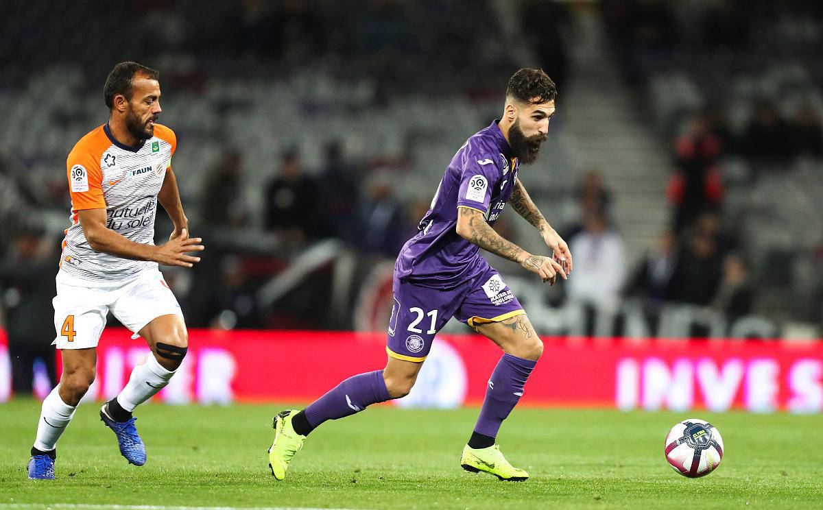 开云体育登录-包含蒙彼利埃主场惨败，球队调整不佳的词条