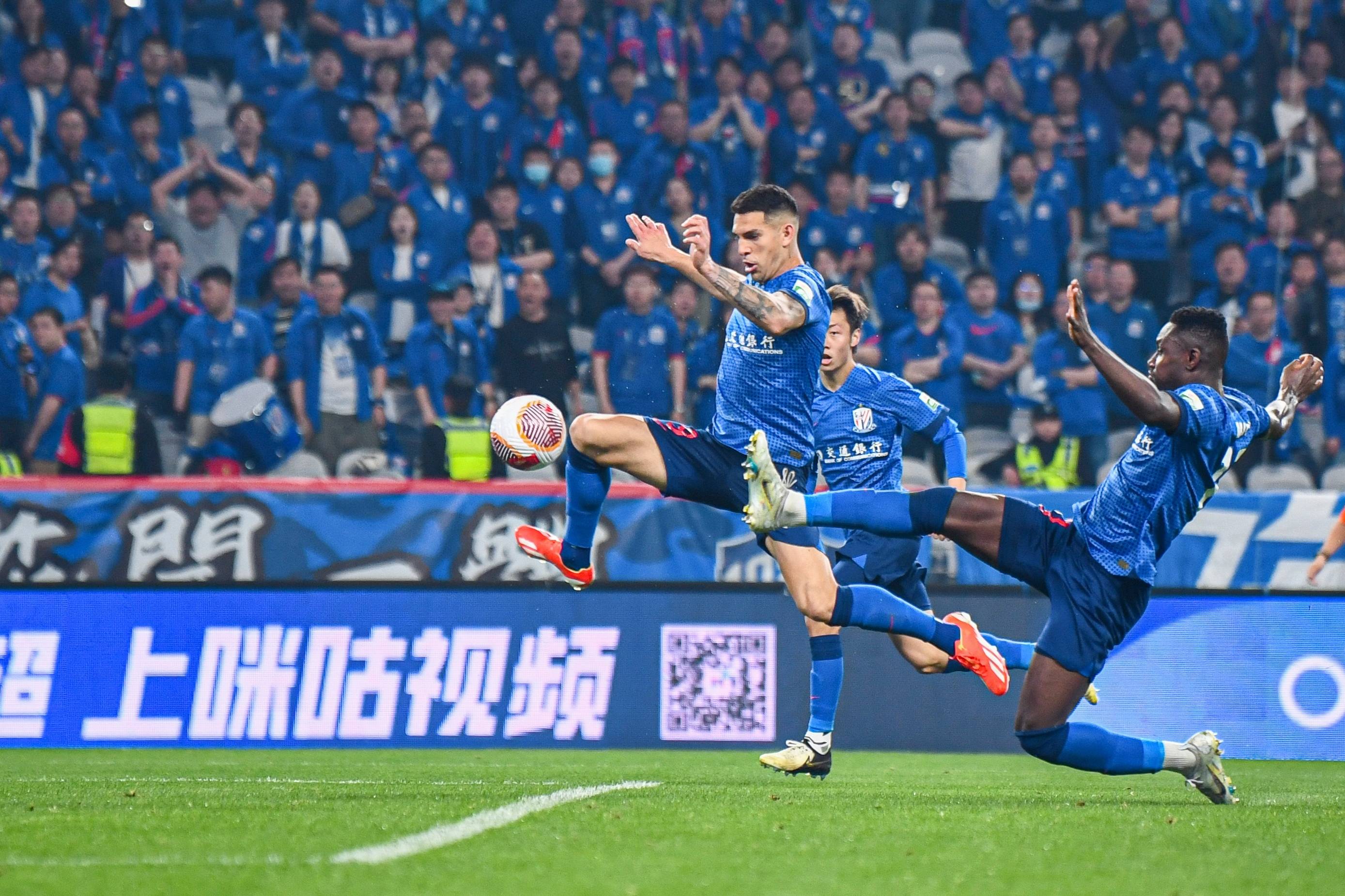 开云体育直播-包含精英球队争夺冠军殊荣，让人目不暇接的词条