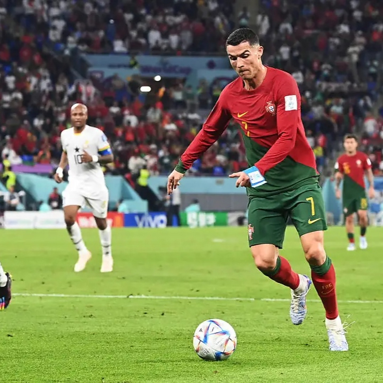 包含葡萄牙球队赢得惊心动魄比赛，晋级半决赛的词条