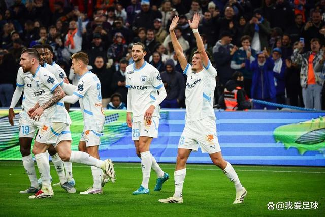 包含马赛主场轻松赢球，法甲霸主地位稳固的词条