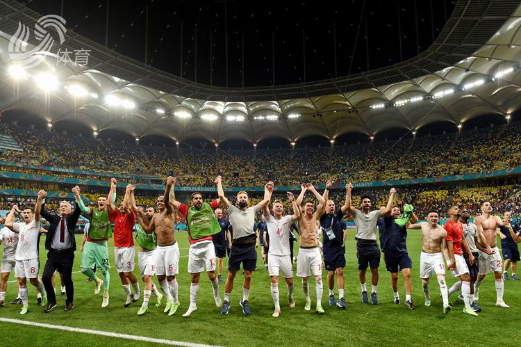 开云体育中国官网-包含波兰遭遇重创，瑞士点球晋级16强的词条