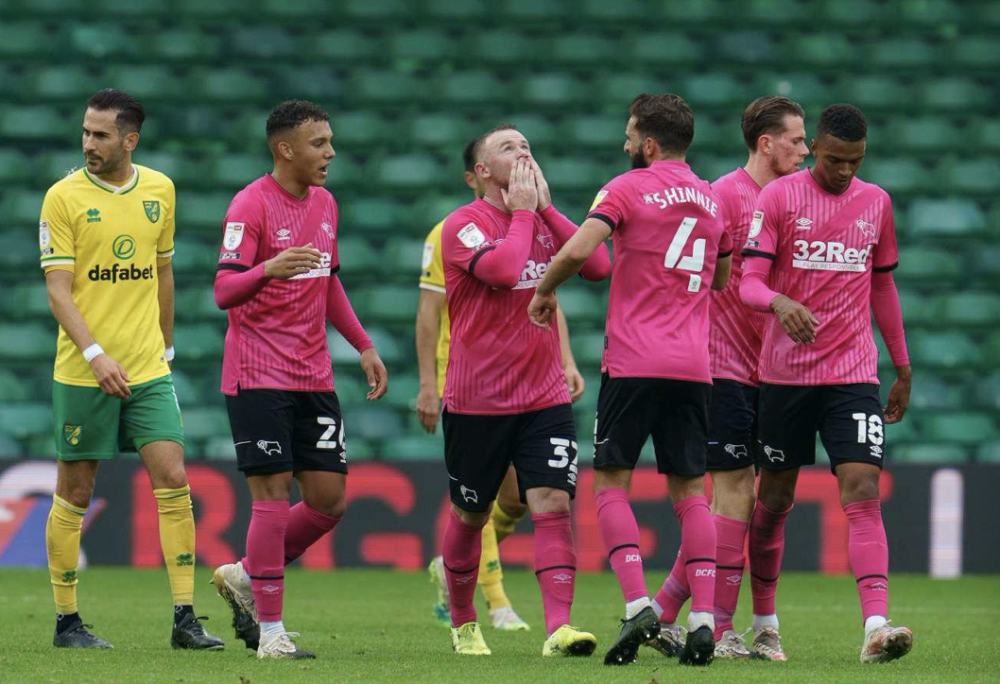 雷丁客场大胜诺里奇，继续领跑英冠积分榜