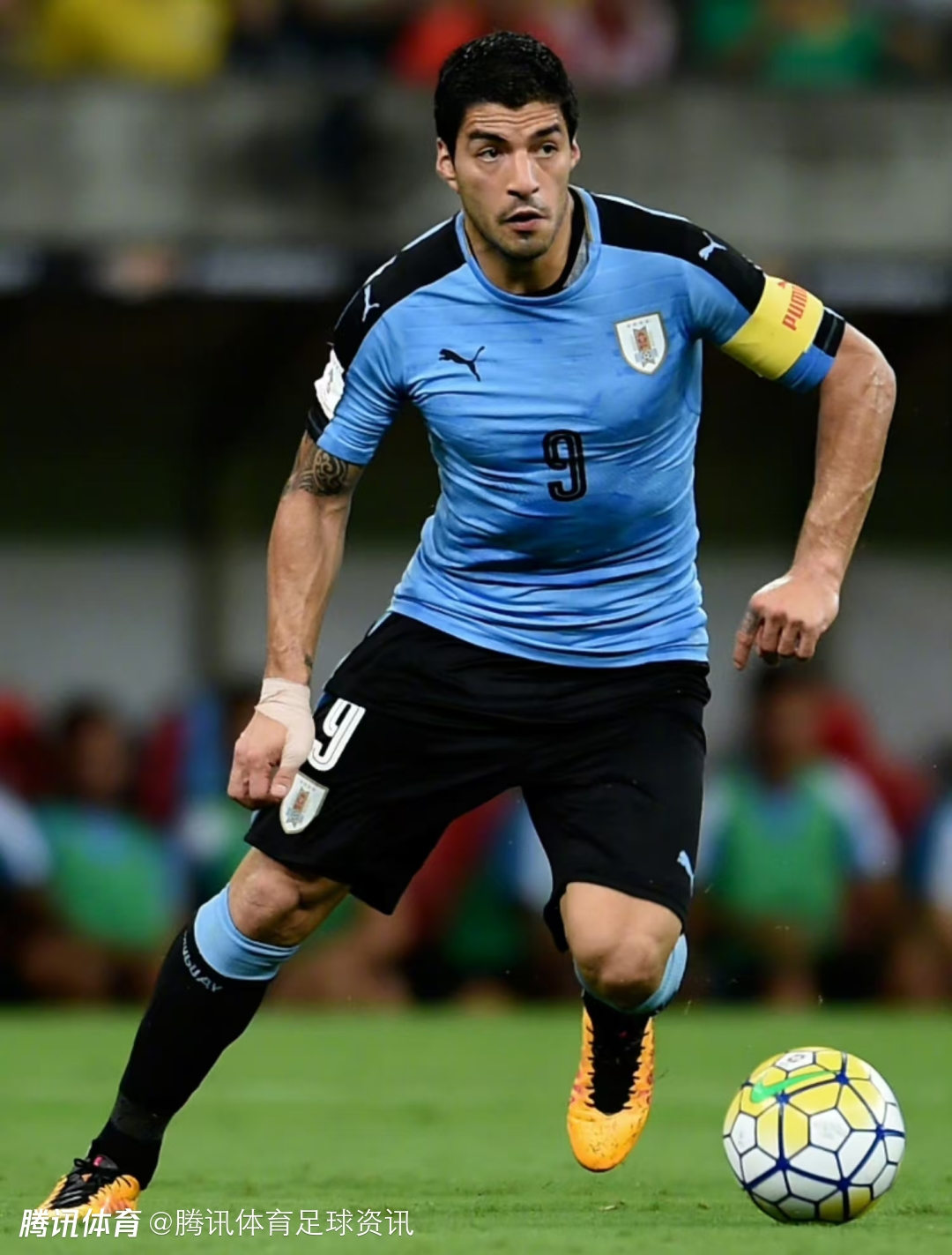 包含巴塞罗那神锋苏亚雷斯转会马德里竞技，西甲强强联合的词条