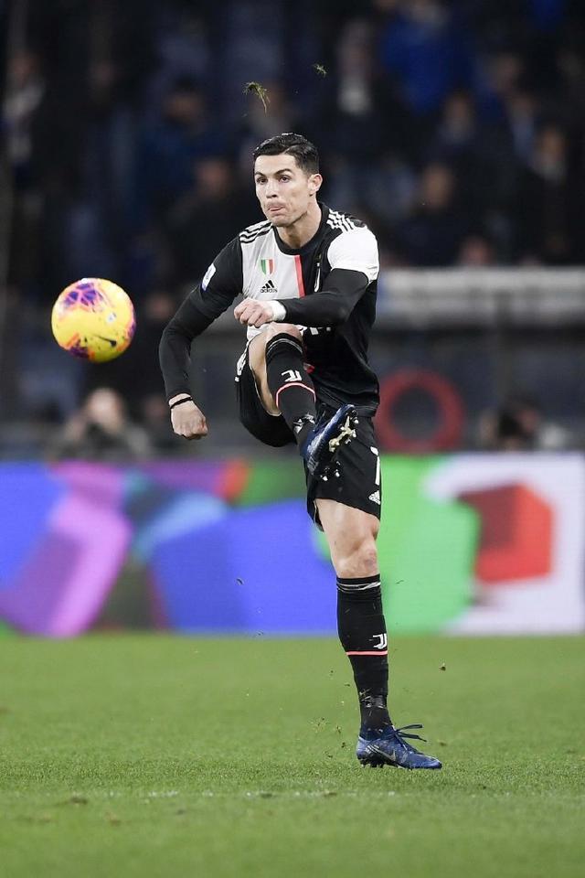 开云体育平台-精妙配合打破僵局，带领球队胜利