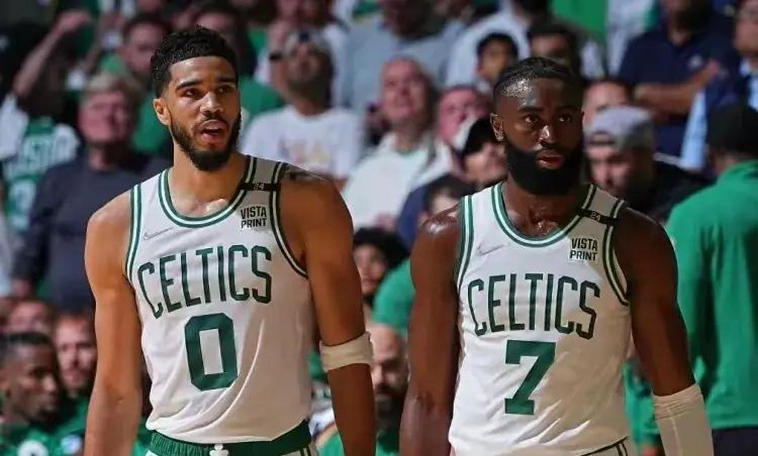 开云体育app下载-绿军客场惊险战胜活塞，全队贡献