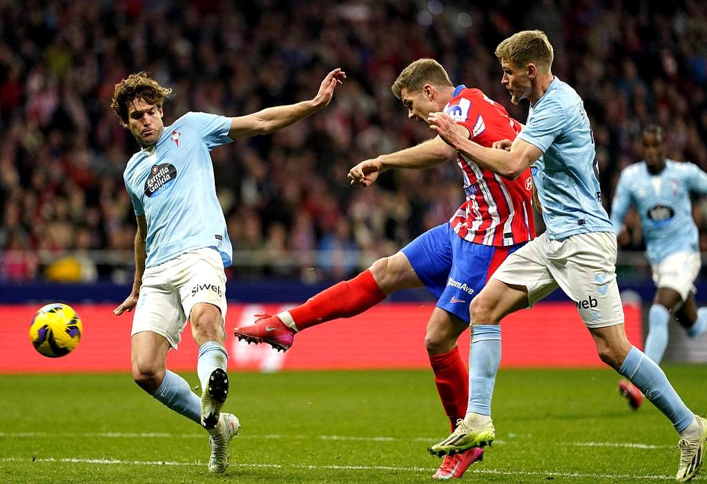 开云体育app下载-斯帕尔领先遭逆转，中场栏时射门被门将扑出的简单介绍