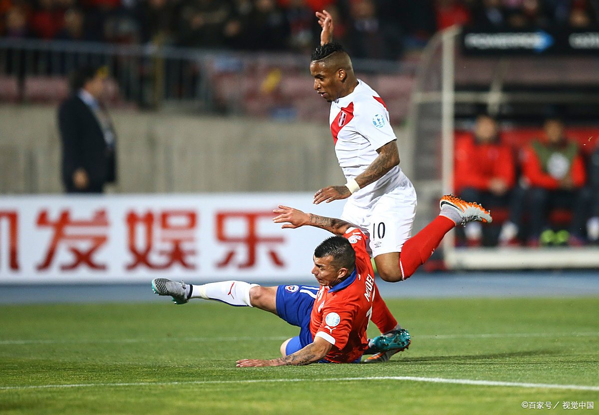 关于阿根廷队遭遇大败，小组出线形势岌岌可危的信息